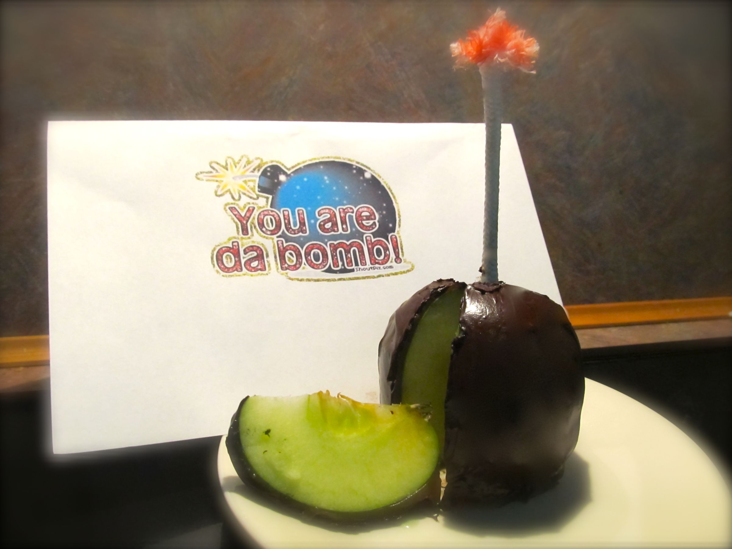 CARAMEL APPLE BOMBS