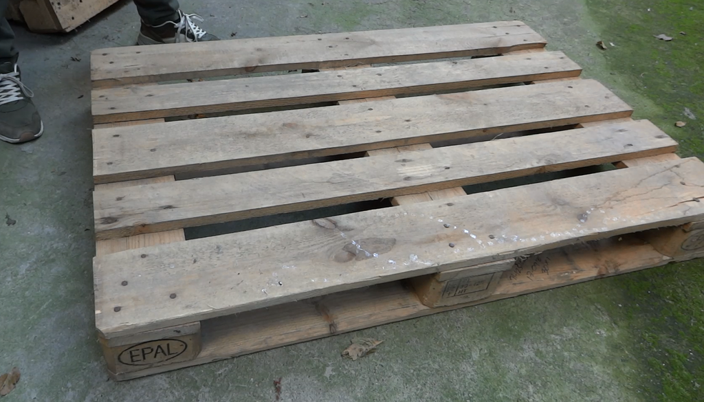 Pallet online cat house