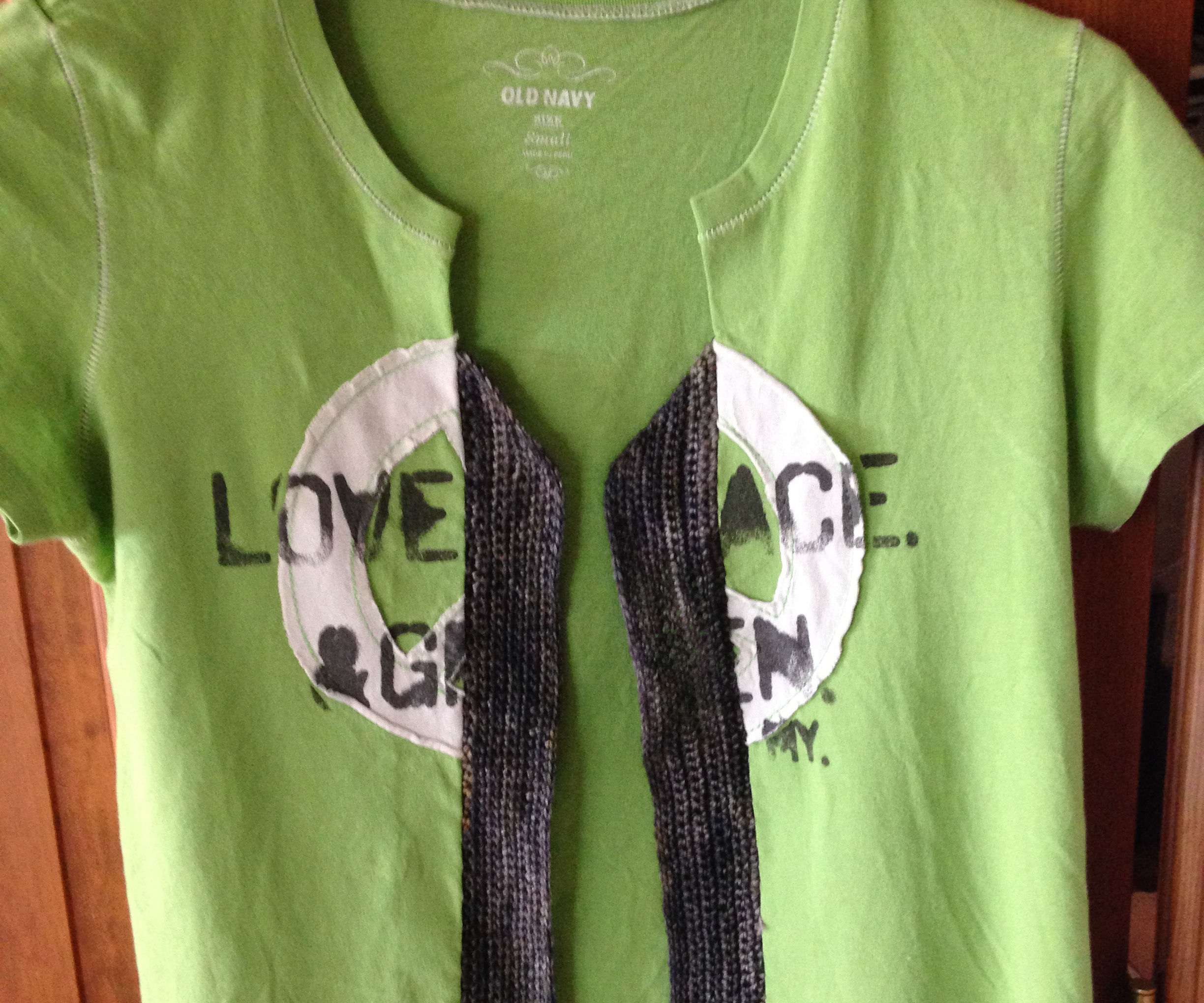 T-Shirt Into Cardi Using Crochet