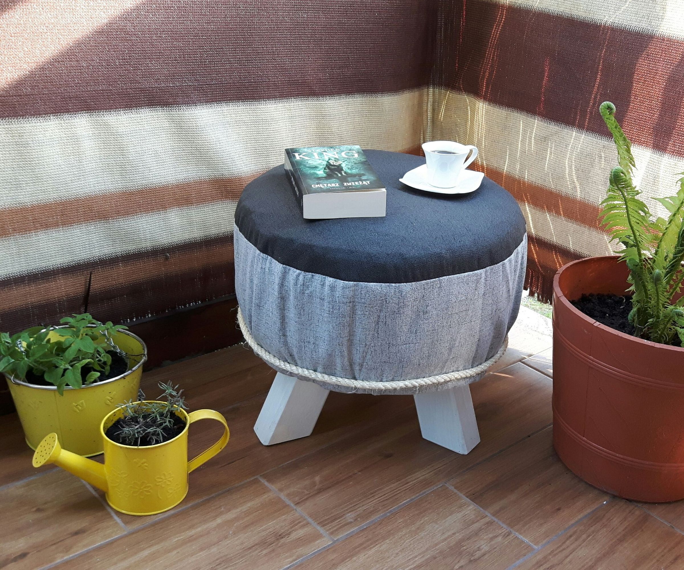 Stool From Old Pouf.