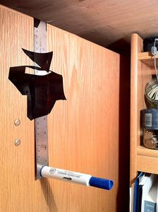 Screw and Mount