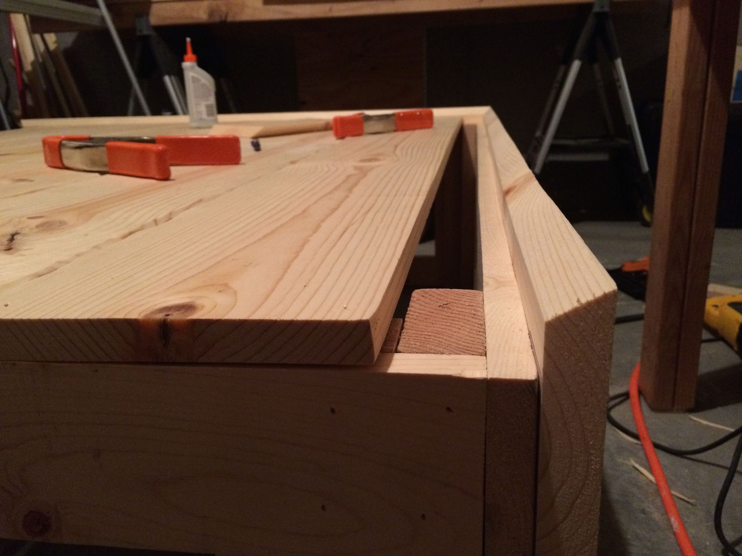 Rustic Table : 8 Steps (with Pictures) - Instructables