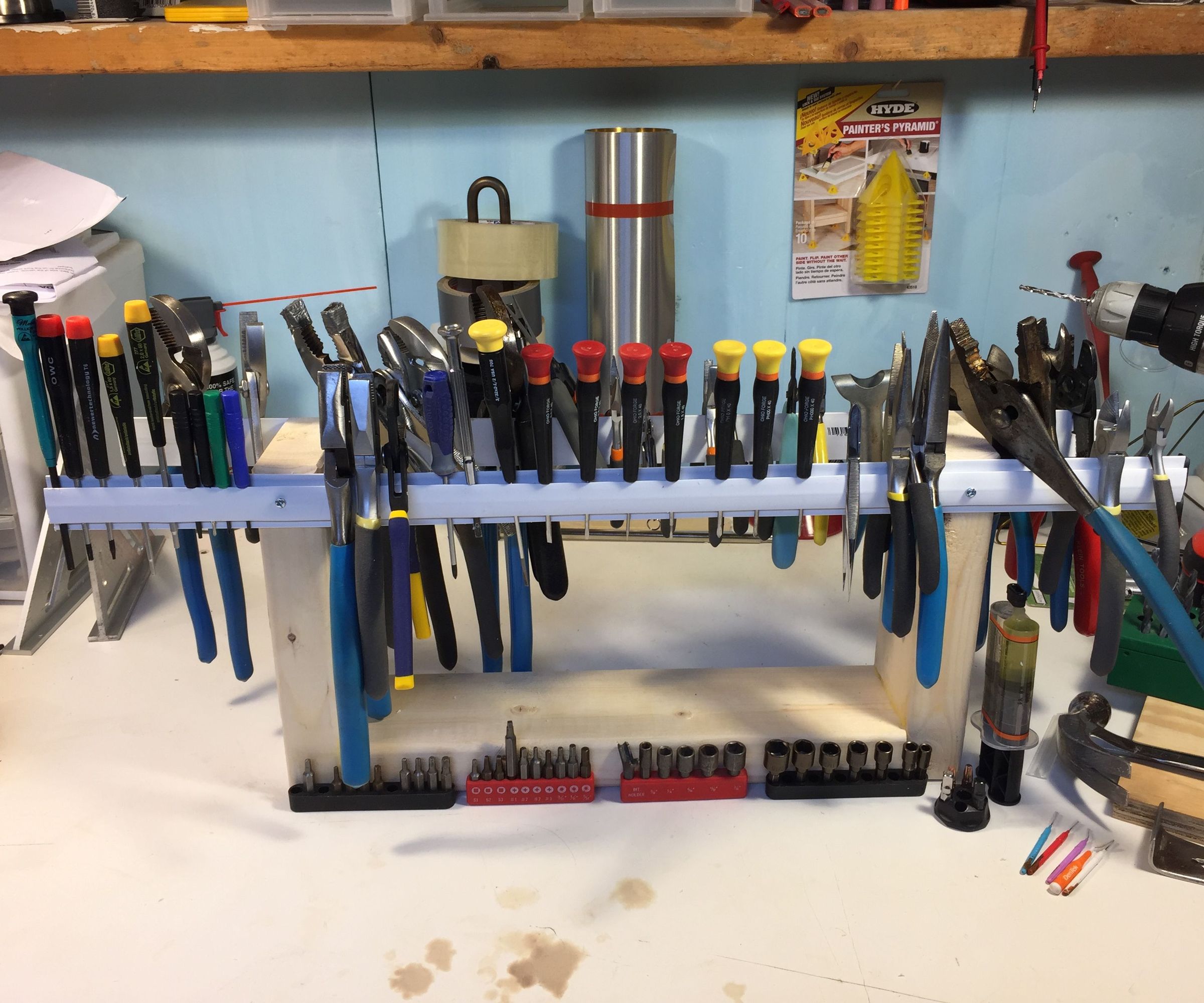Quick Cheap Versatile Hand Tool Holder
