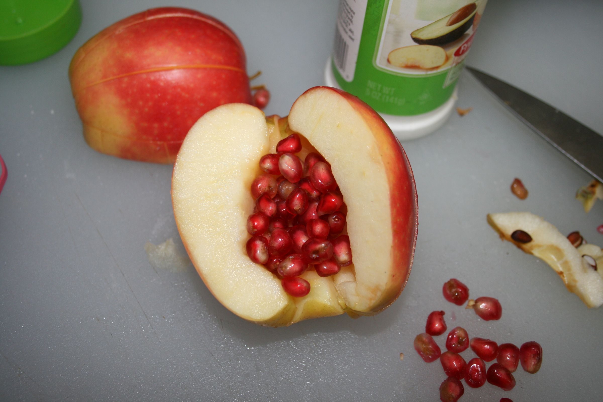 Butterfly Apple With Pomegranate Surprise 3 Steps (with Pictures