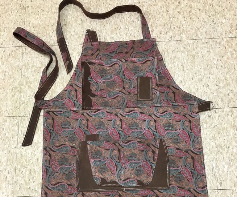 How to Make a Craftswomen's Leather Utility Apron  