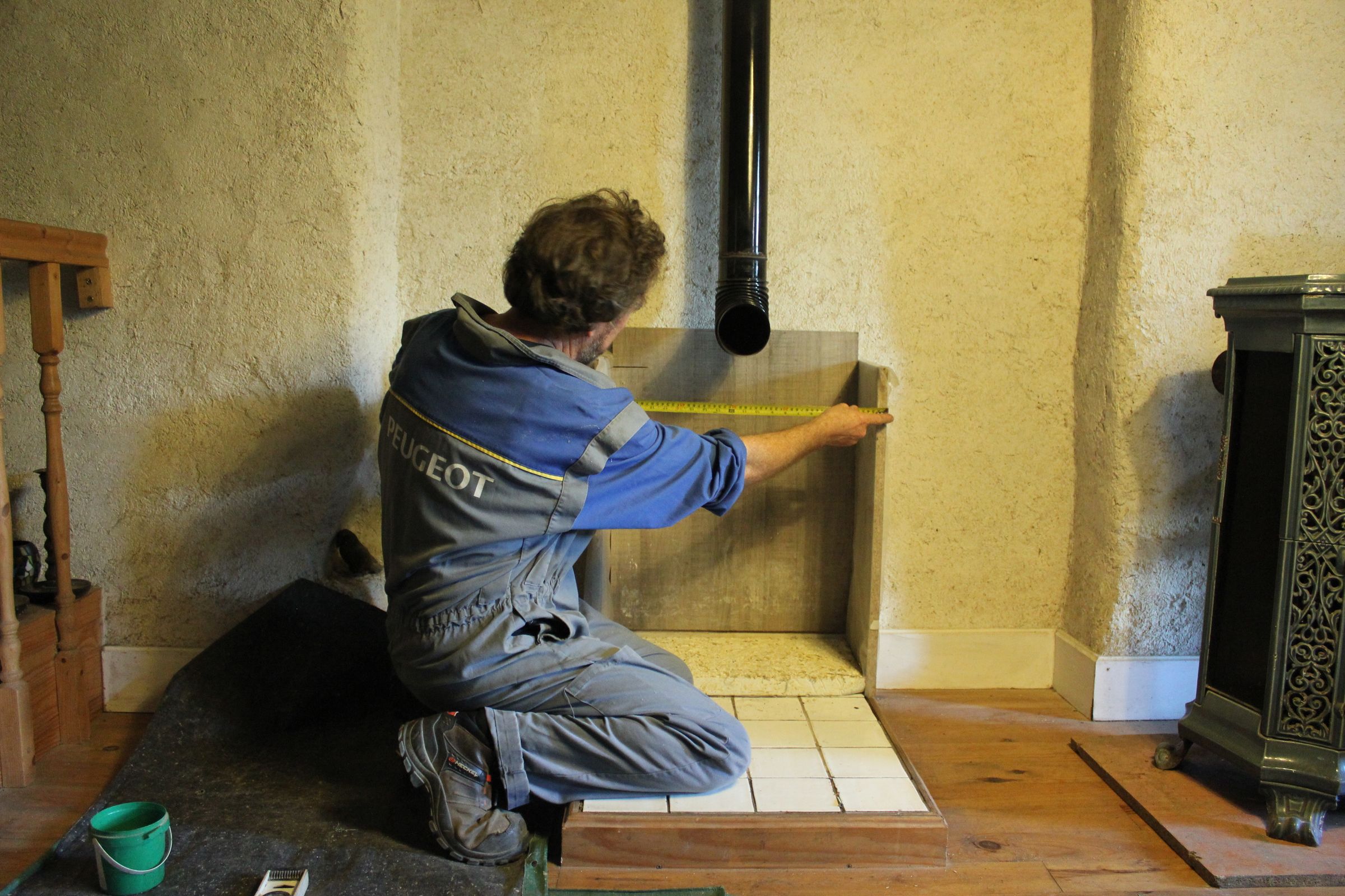 How to Make Your Own Storage Heater From Strawcrete and Stone Part 3