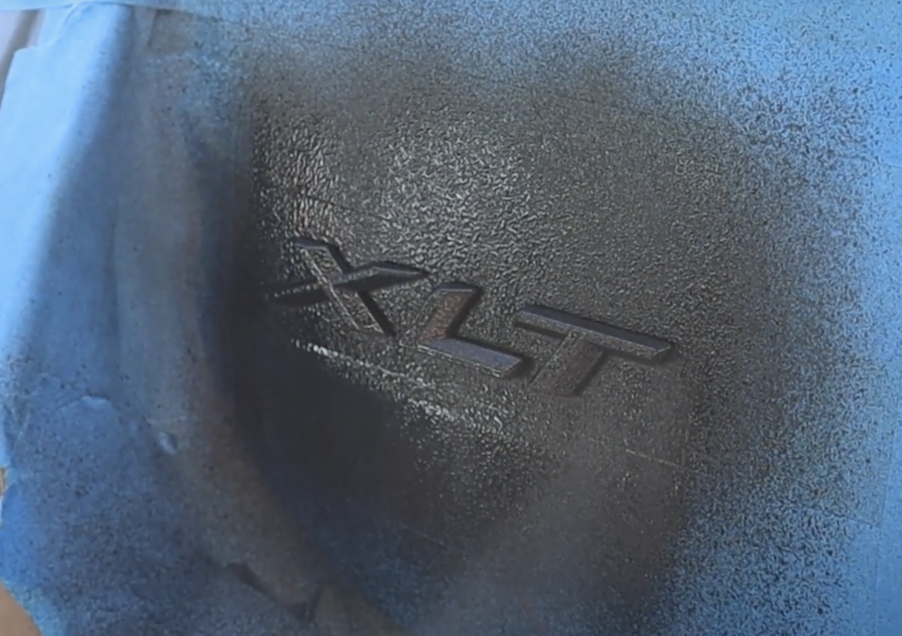Blackout Car Emblems / Logo Cheaply and Easily. 10 Steps (with
