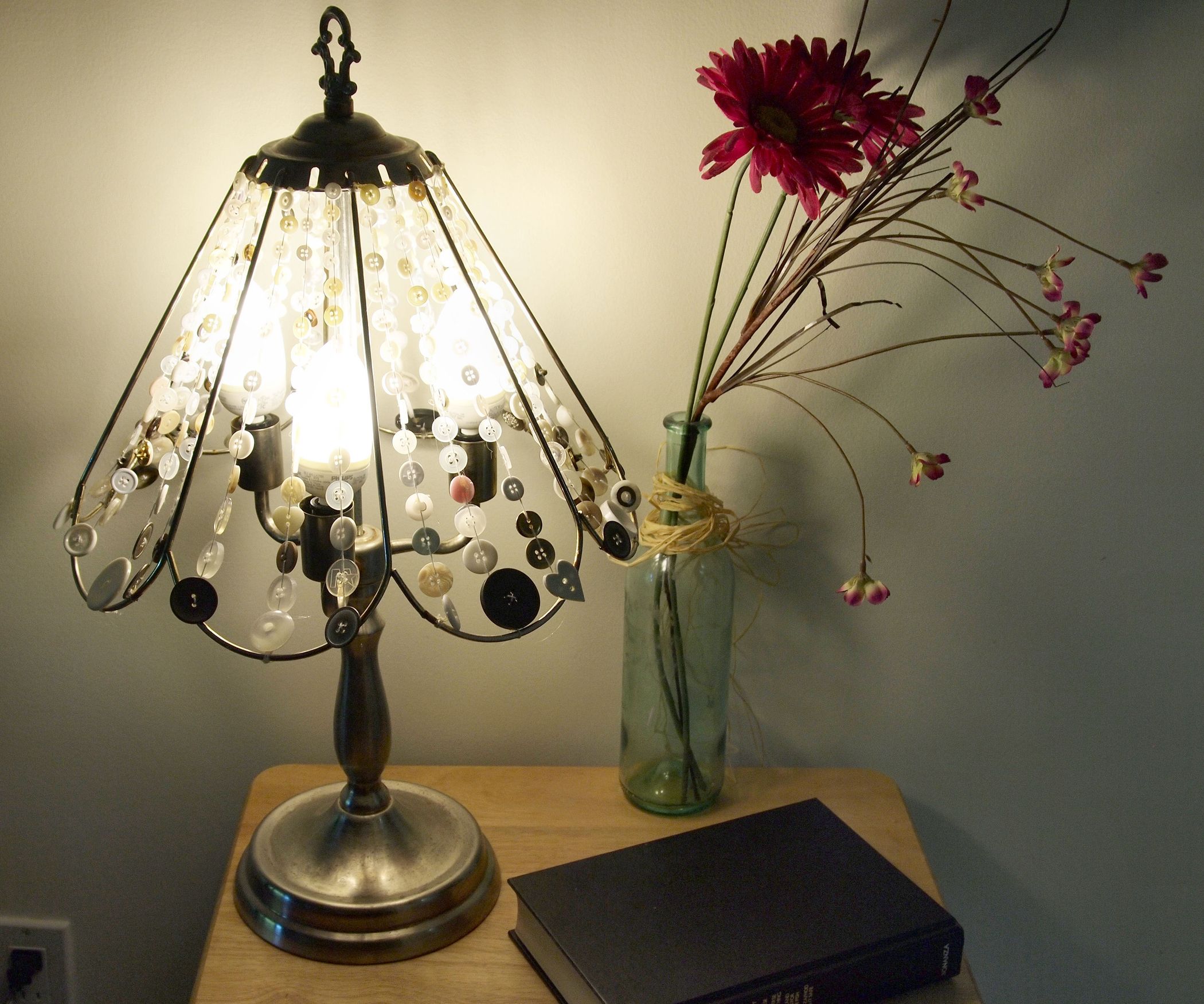 Table Lamp Makeover : 5 Steps - Instructables