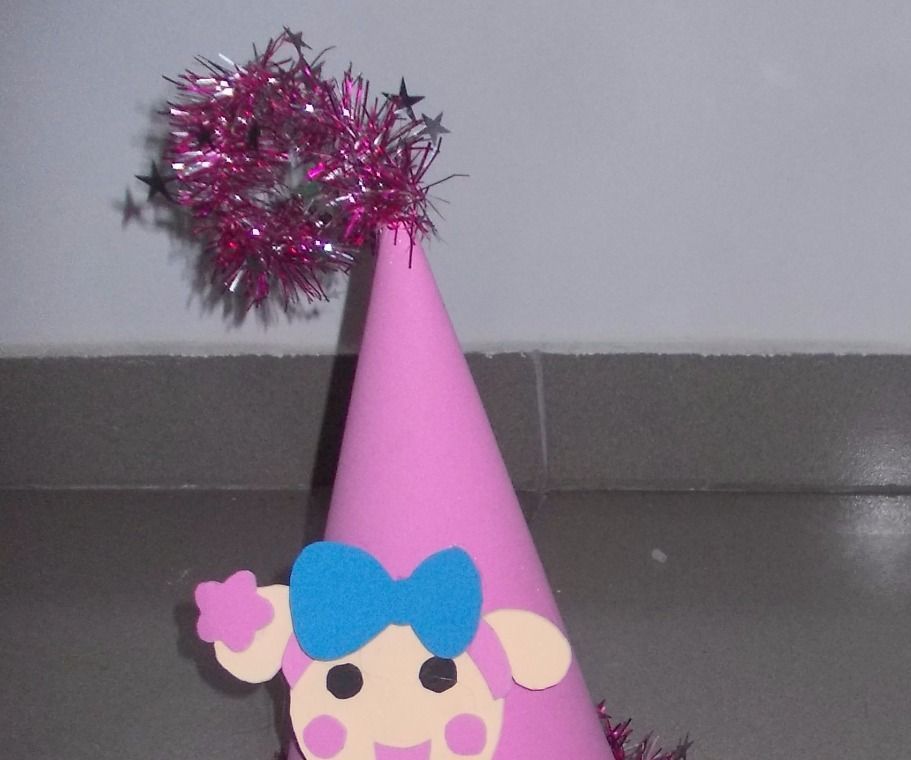 How to Make Miss La Sen Party Hat