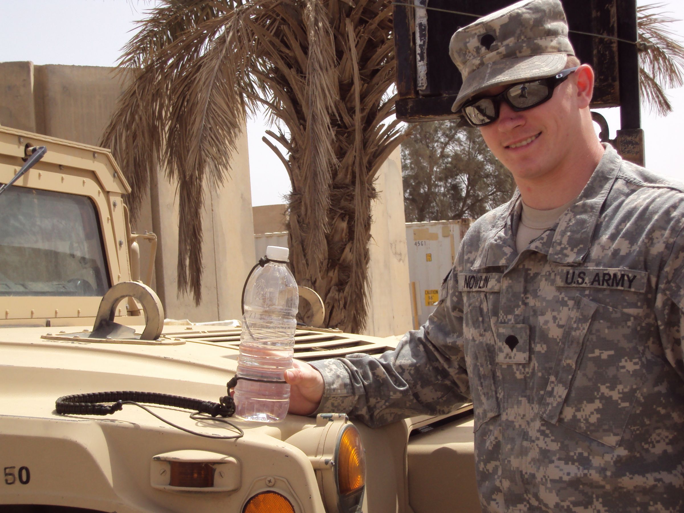 Paracord/Water Bottle Canteen Strap