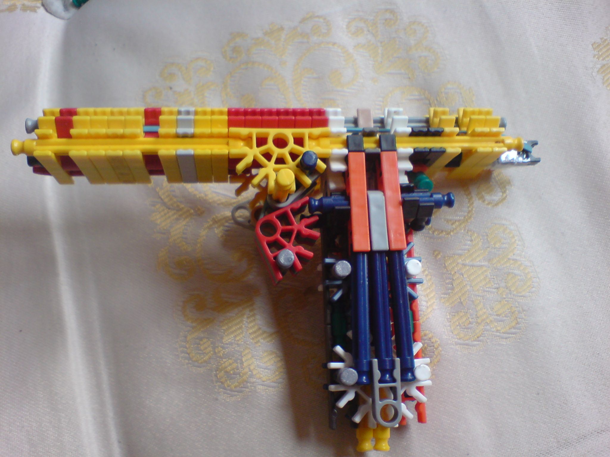 The Desert_Eagle Knex Gun-True Trgger, Detatchable Clip , Sturdy, Good Range