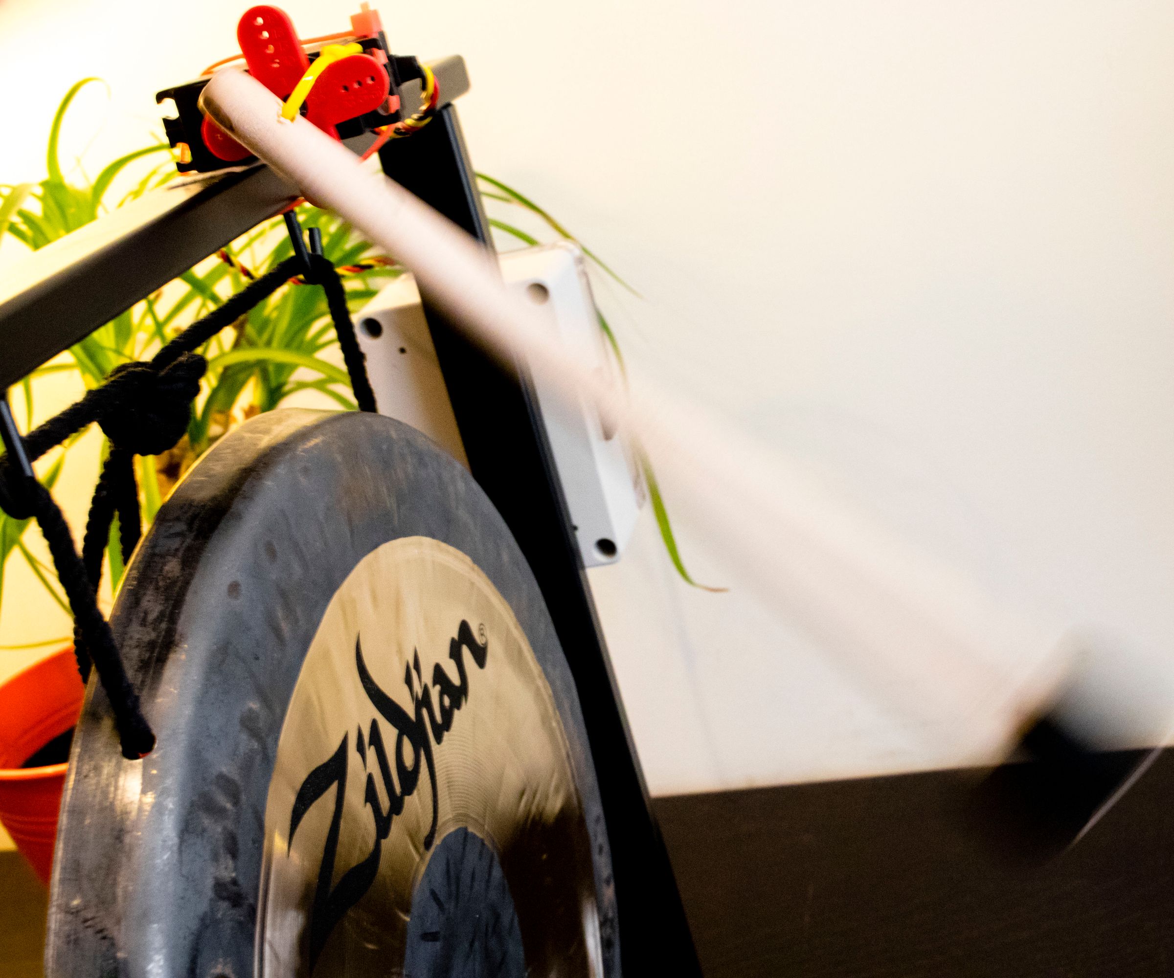 Robot Gong: Ultimate Hackaton Project Idea for Sales and Product Geeks (No Coding Required)