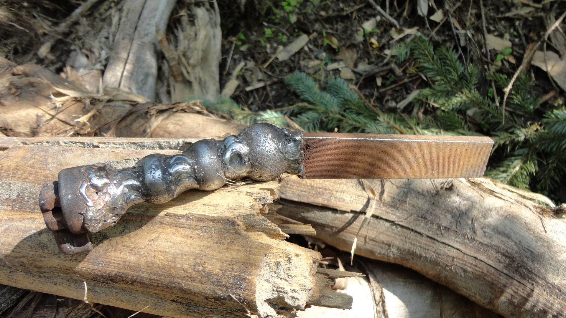 Iron Ball Knife