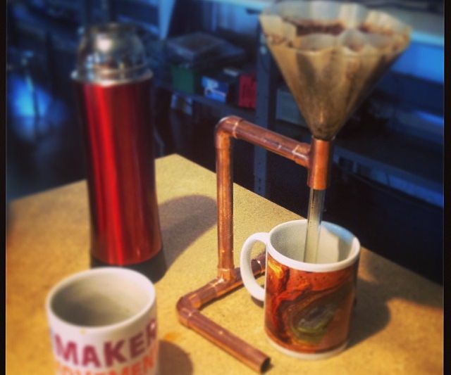Cafetera Con Tubería De Cobre