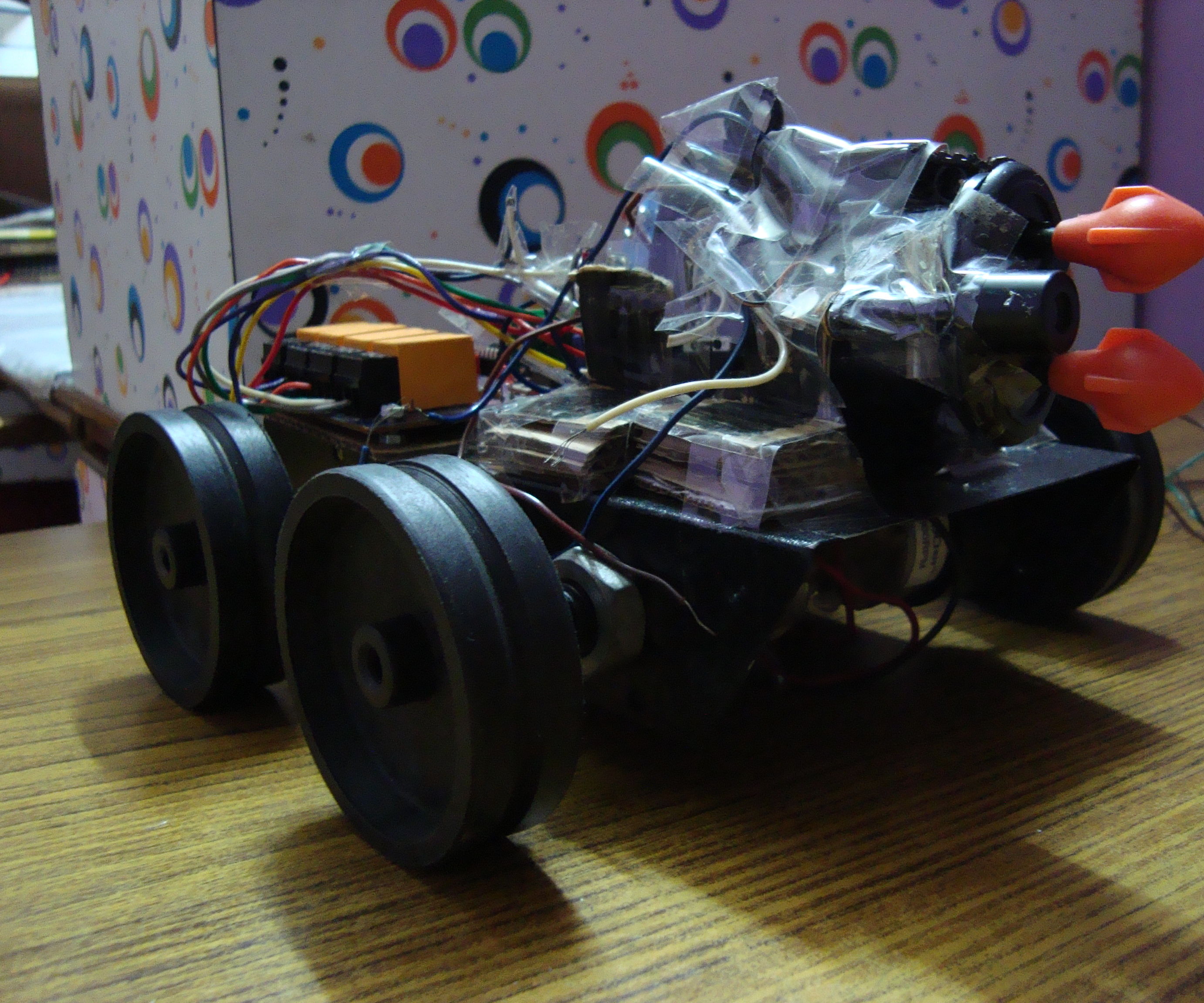 RC TANK with HIGH TORQUE