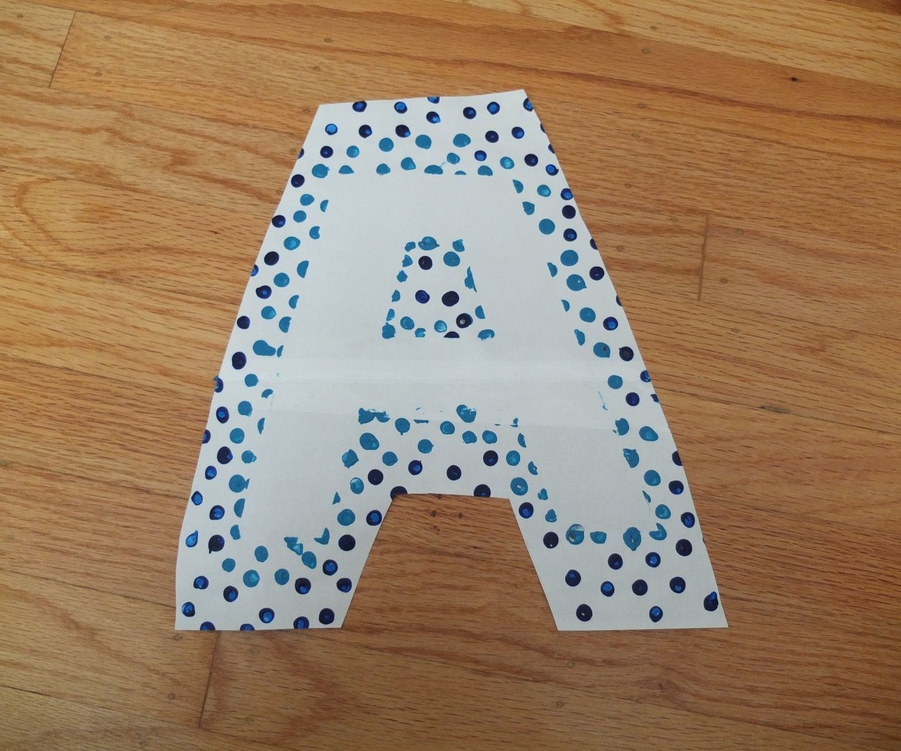 DIY Polka Dot Wall Art!