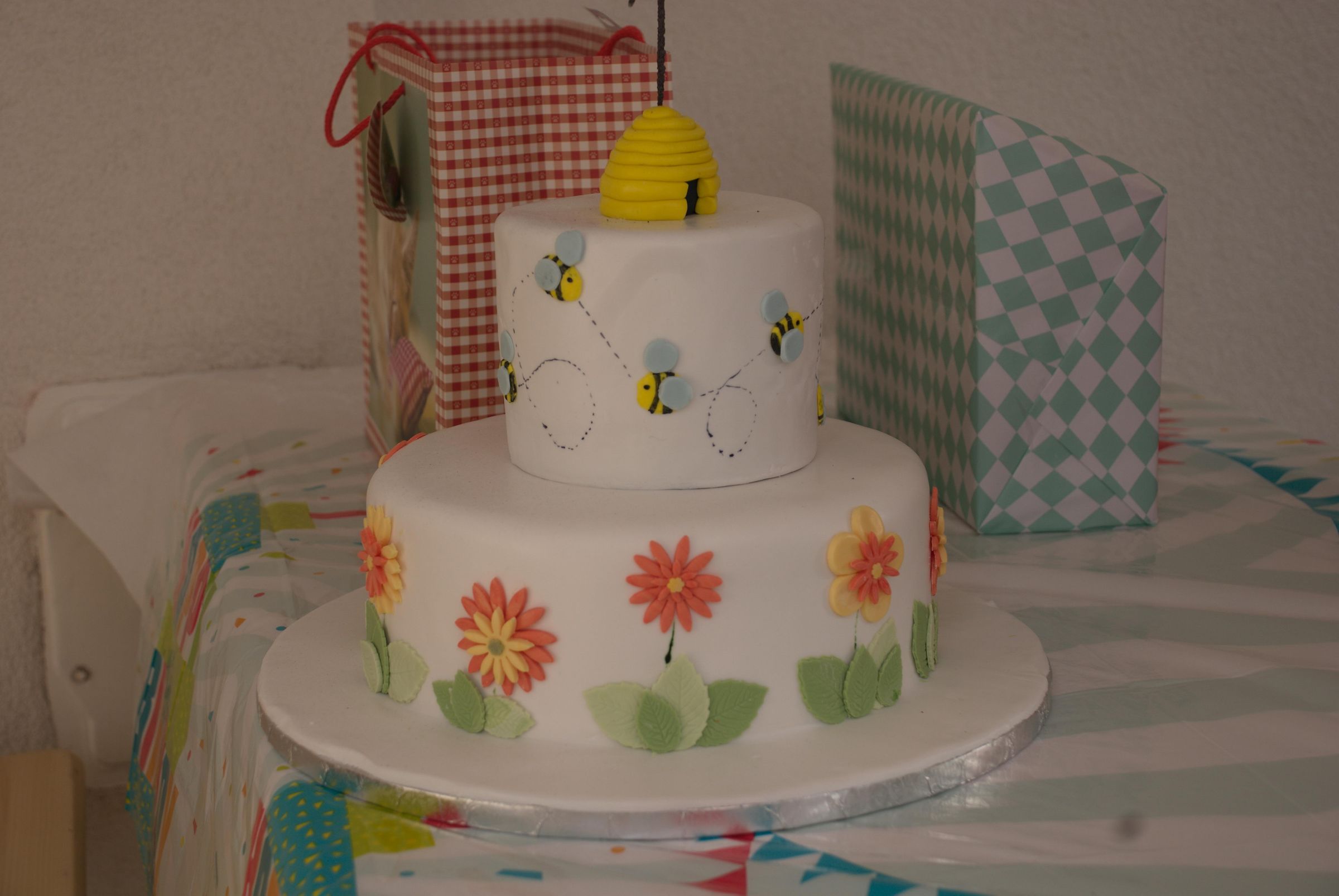 Fondant Bee Cake