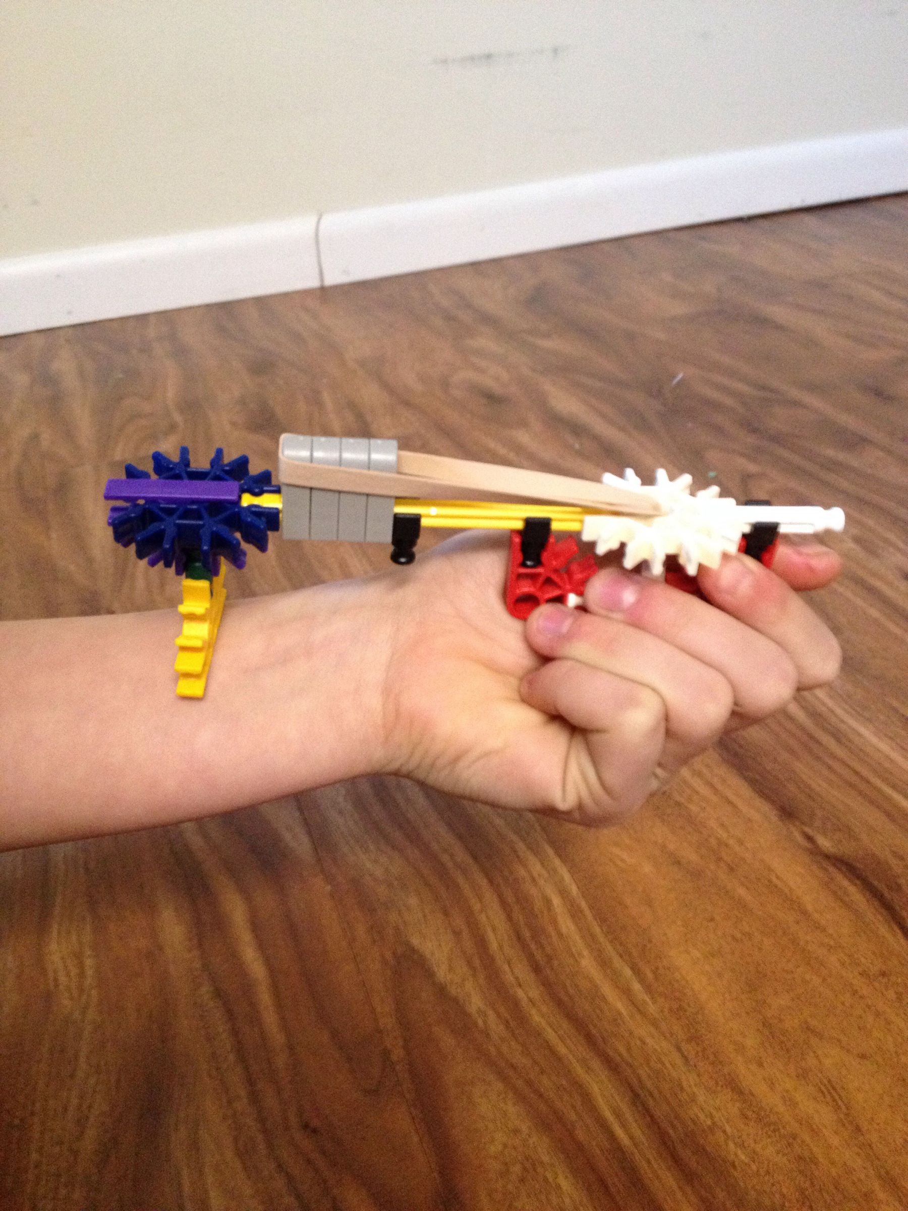 K'nex Rubber Band Powered Gun (Really Powerful) 7 Steps Instructables