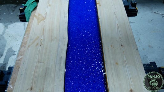 DIY Epoxy River Rock Table That Glows : 24 Steps (with Pictures ...