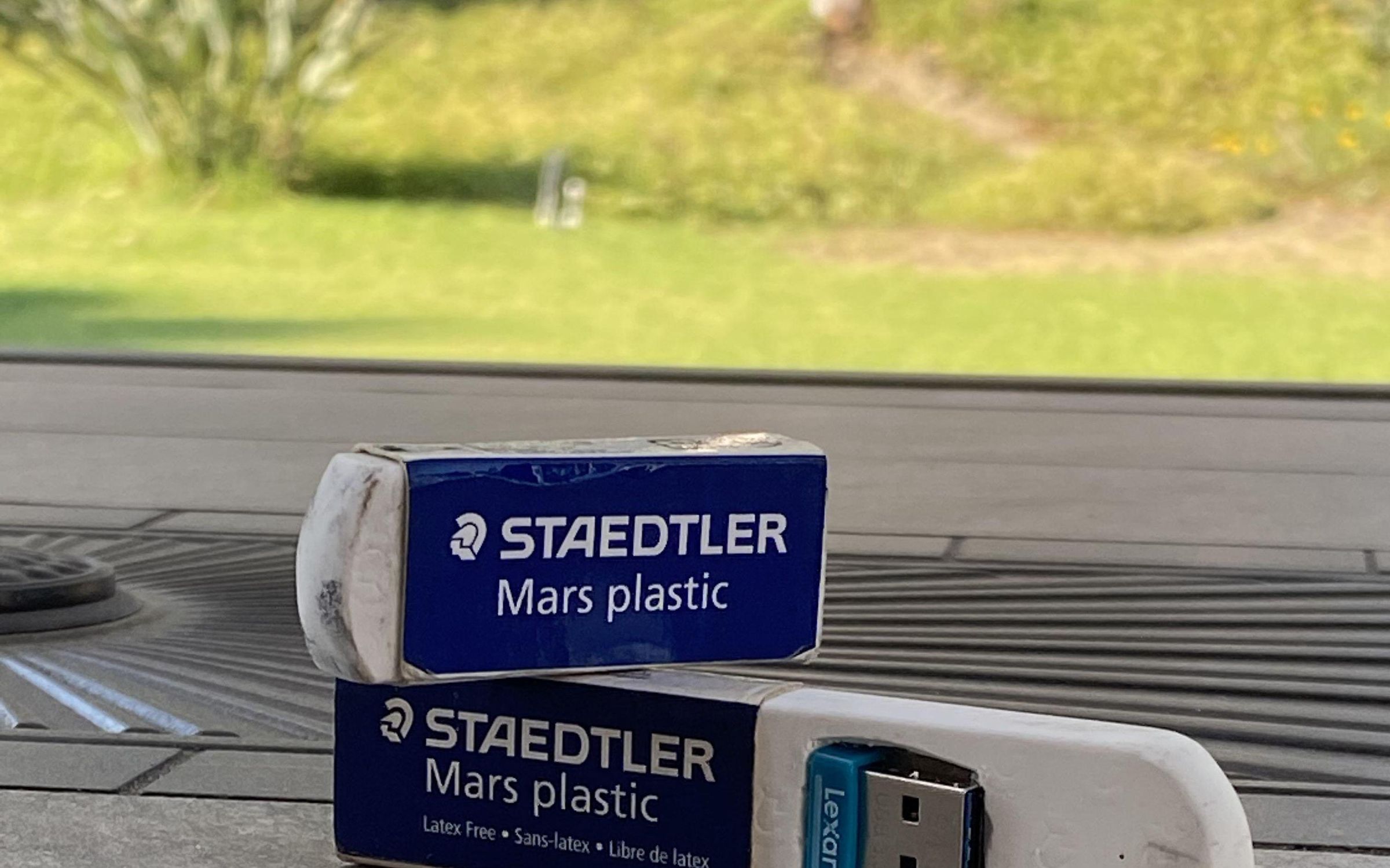 Hide a USB Stick in an Eraser