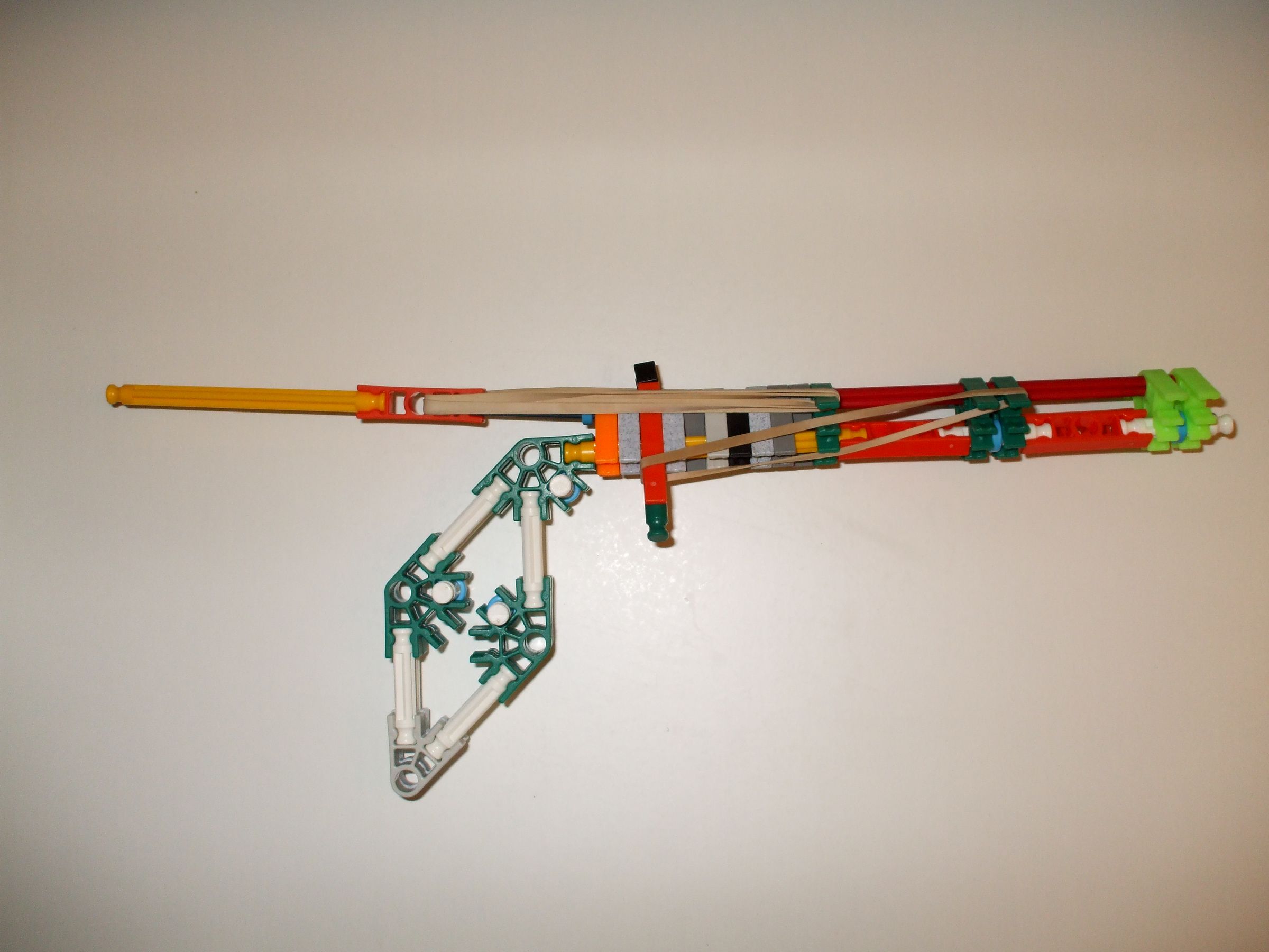 Very Powerful Knex Hand Gun (UPGRADE)