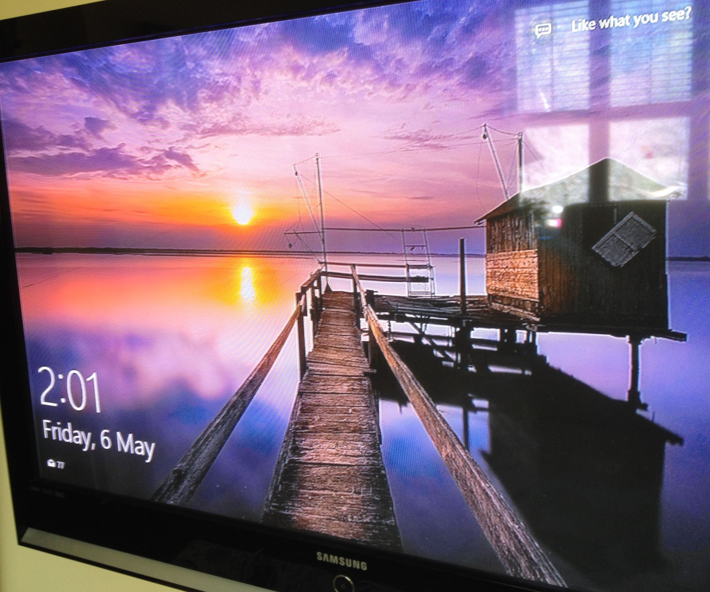 Easy Entertainment System