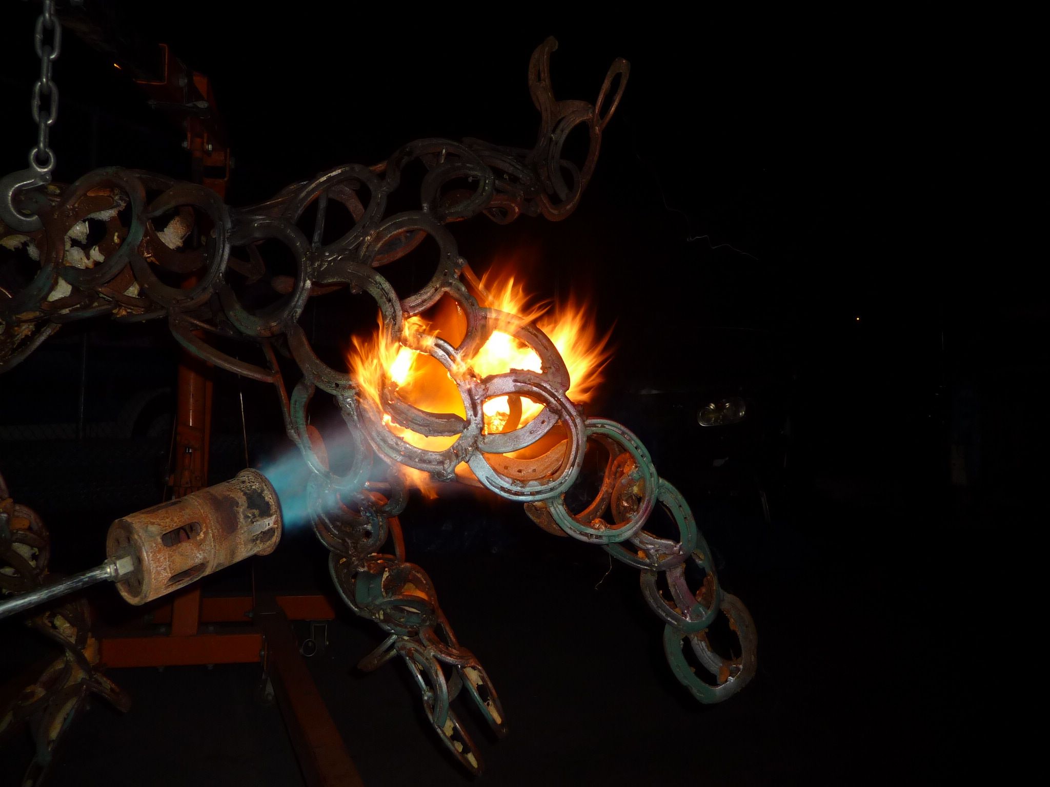 Destructible- How to Get Rid of Unwanted Foam in a Steal Sculpture