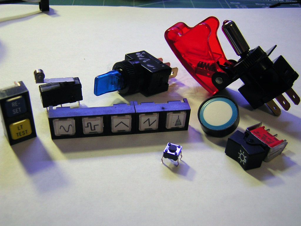 How to Read Many Switches With One MCU Pin