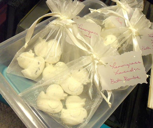 Lemongrass Lavender Bath Bombs