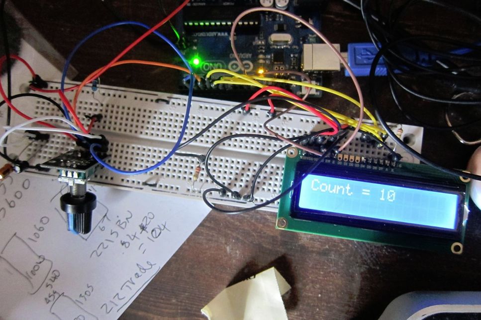 Arduino Pet Sprayer Automatic Arduino Powered Pet Feeder : 6 Steps (with Pictures ...