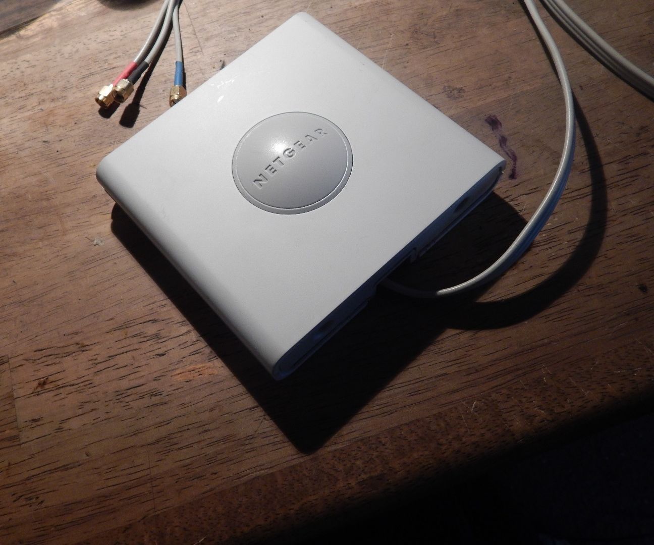  SPLITING a NETGEAR RANGE EXTENDER