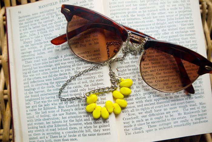Easy Hand Crafted Beaded Jewelry Plan-a Piece of Easter Necklace