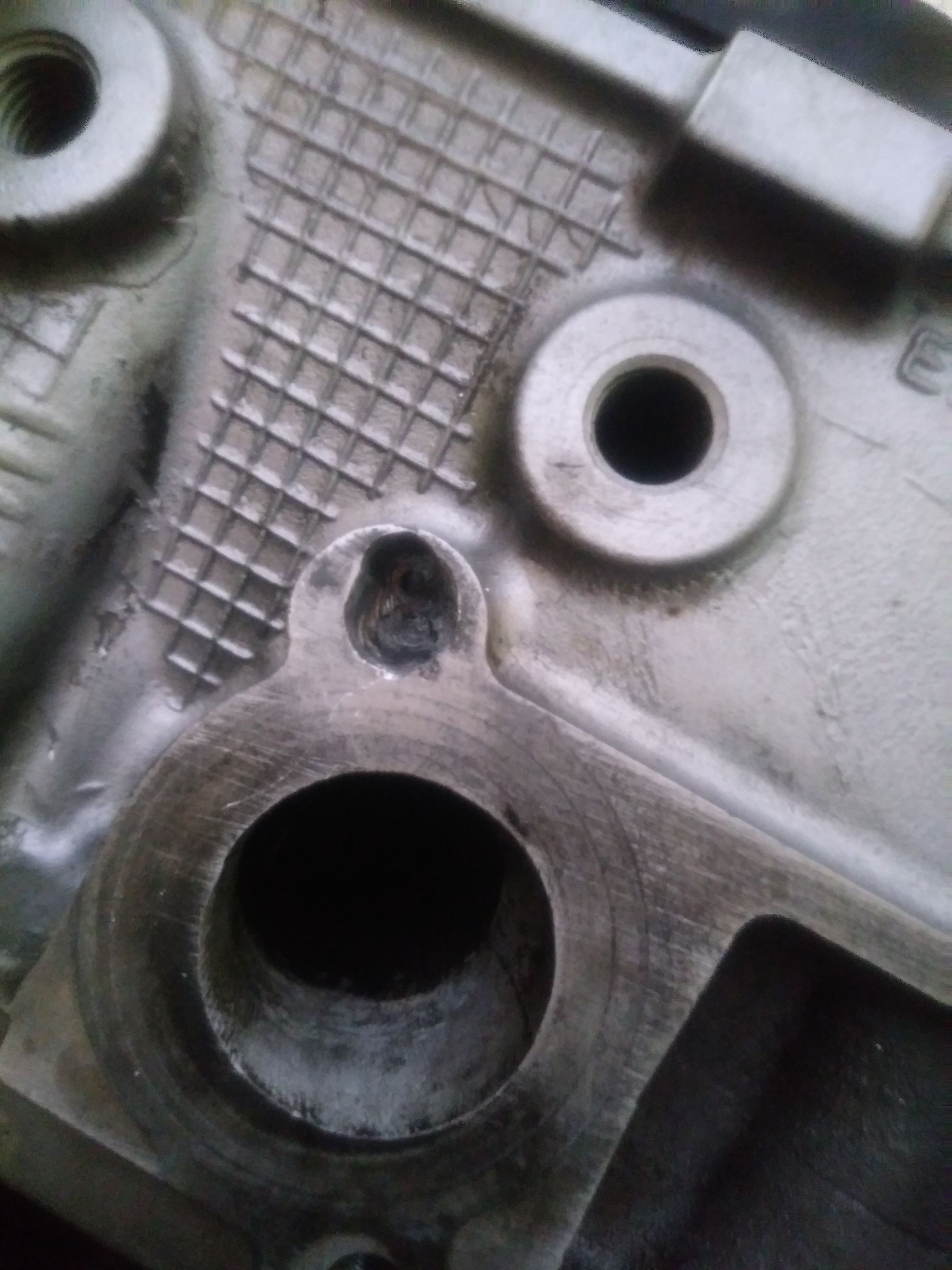 How to Repair Messed Up Cylinder Head Exhaust Stud 3 Steps Instructables
