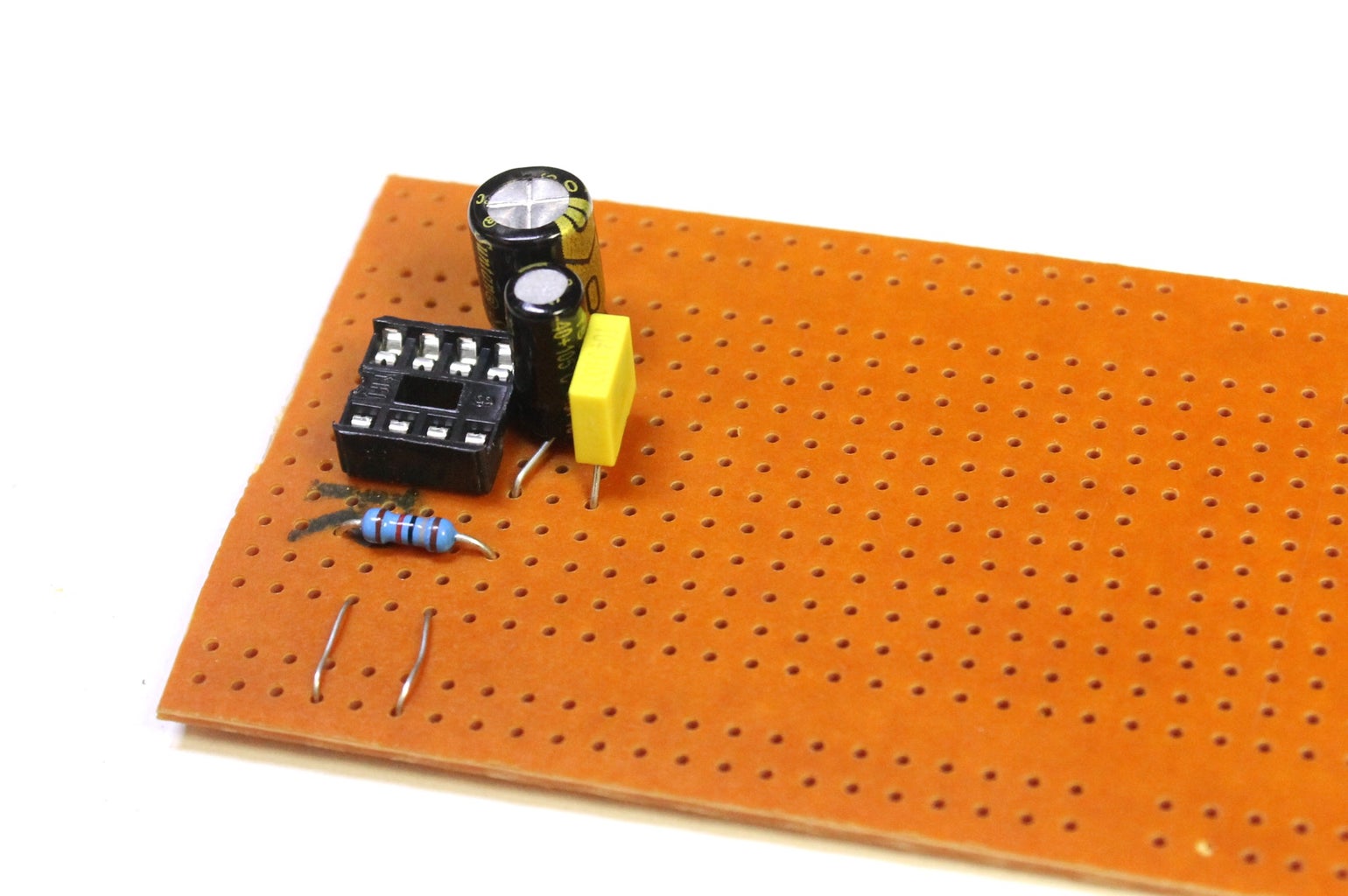 Make Your Own Headphone Amp V1 : 8 Steps Circuit Diagram