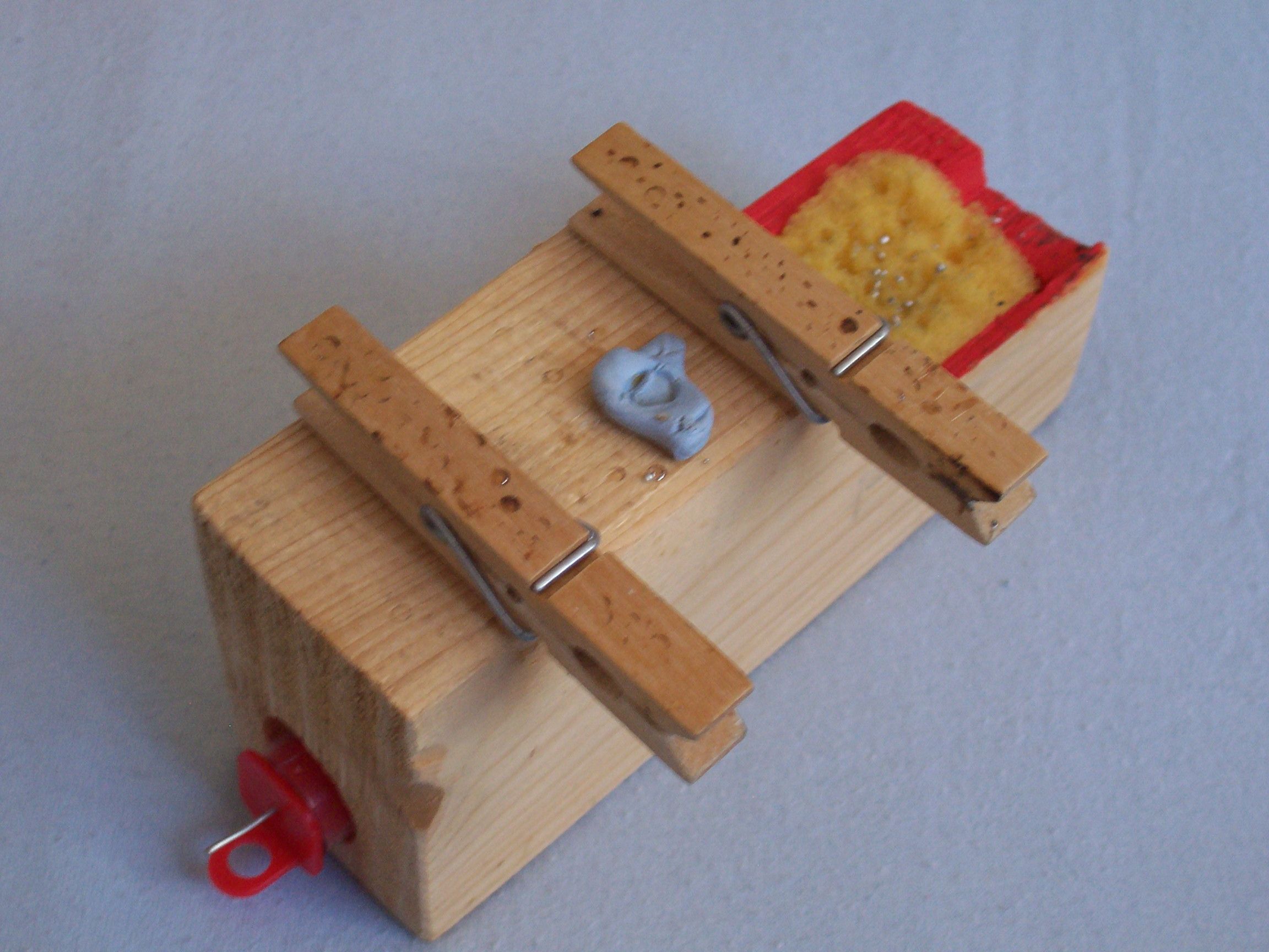 How to Make a Soldering Aid / Helping Hand.