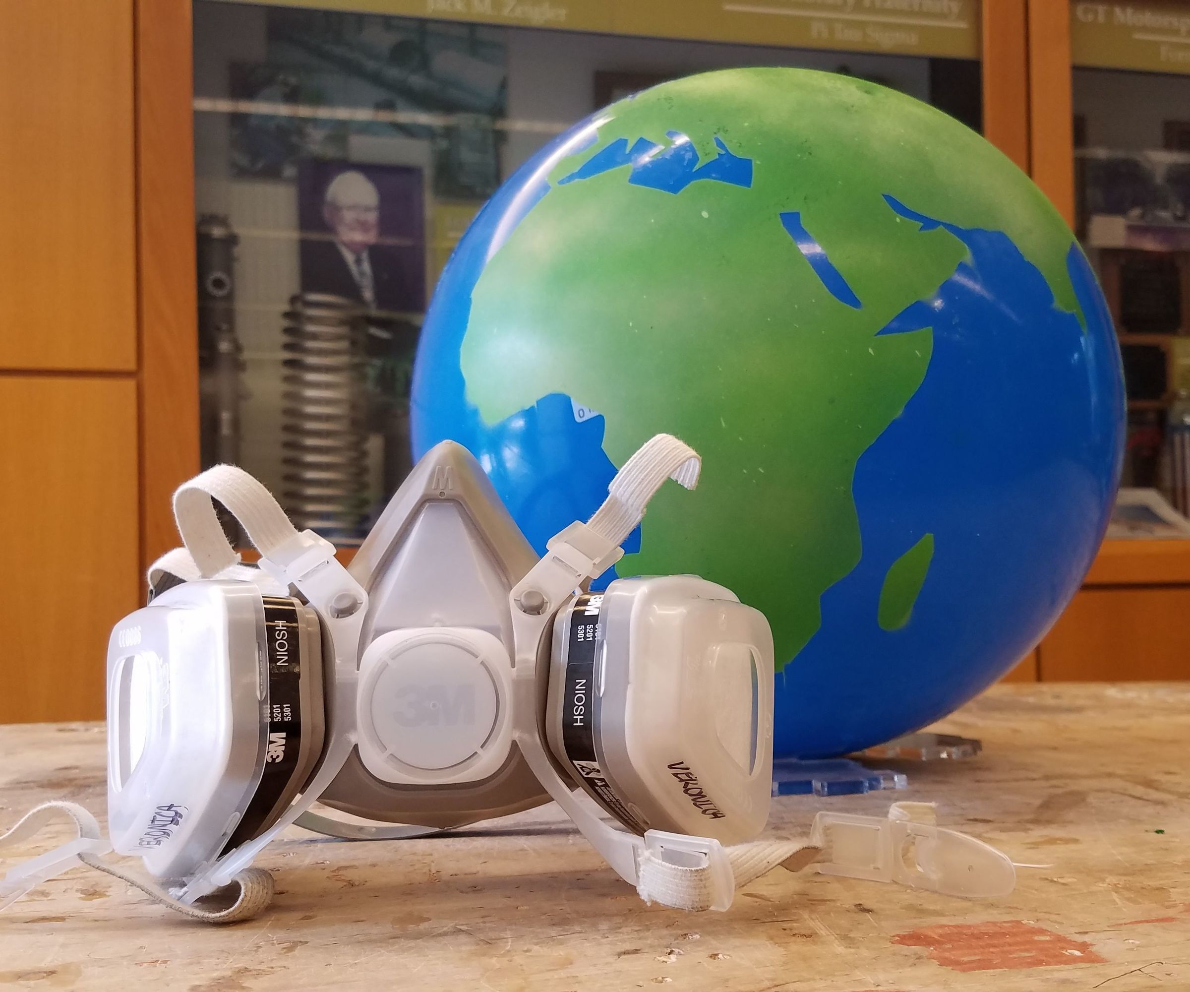 Masking & Painting Globes on Spheres of Any Size.