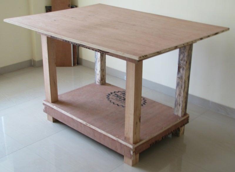 First Workbench : 4 Steps - Instructables