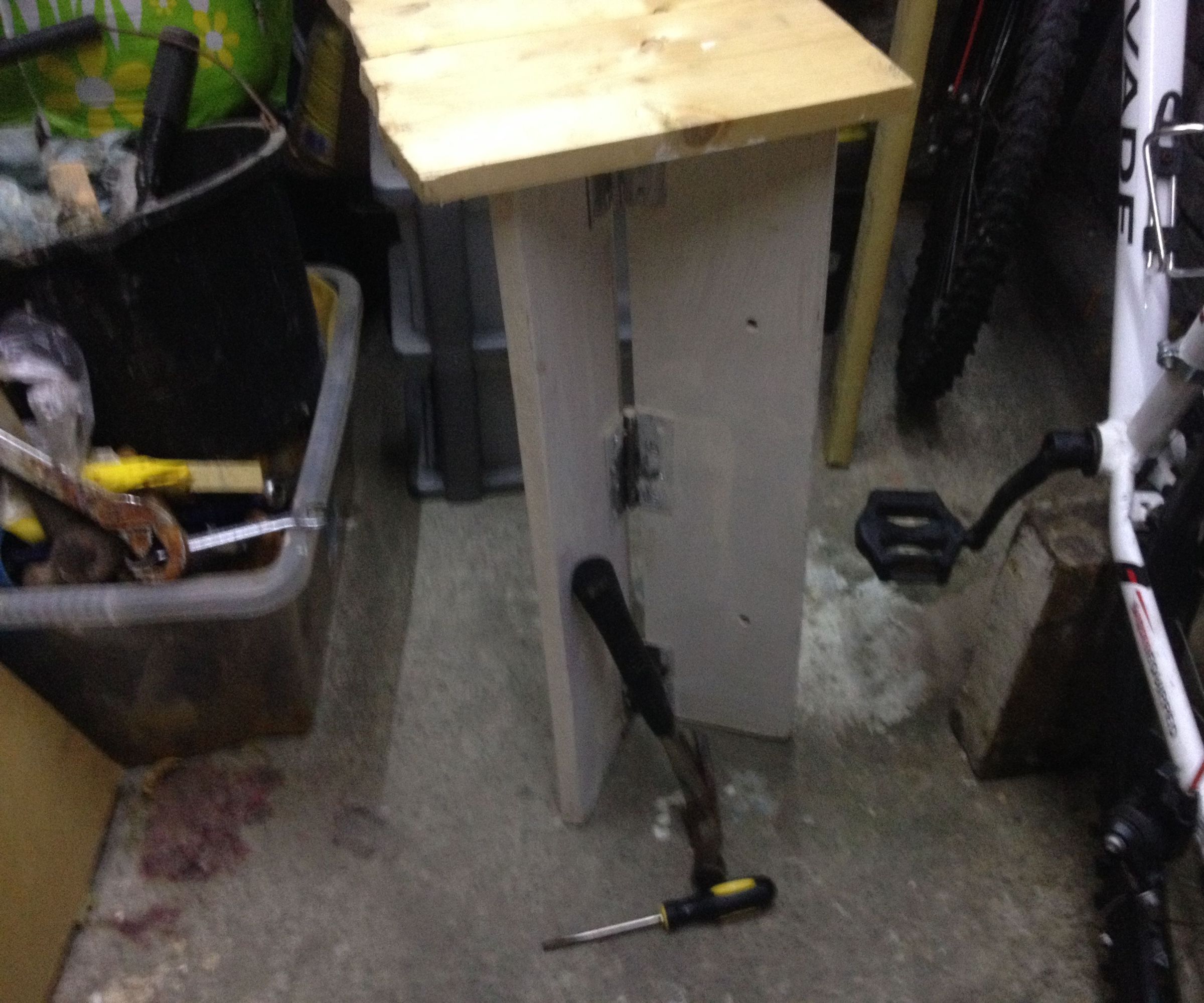 Cheap Foldable Workshop Stool