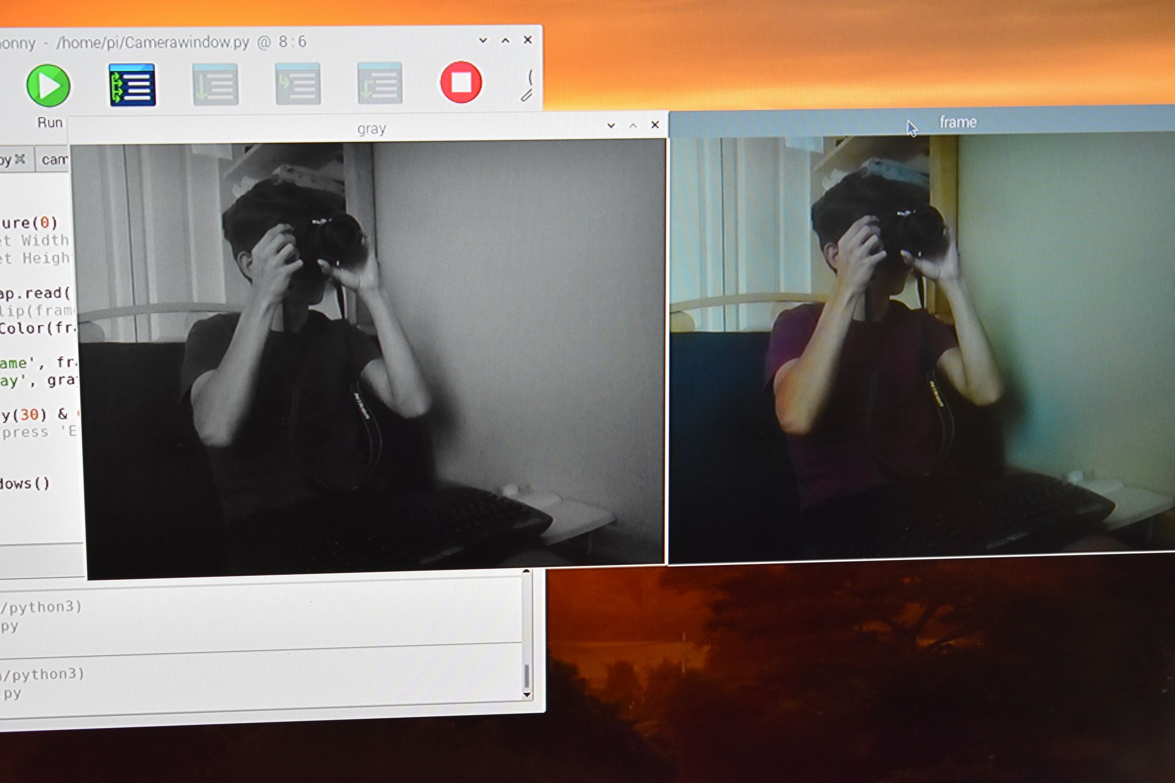 Facial Recognition Mirror With Secret Compartment 15 Steps (with