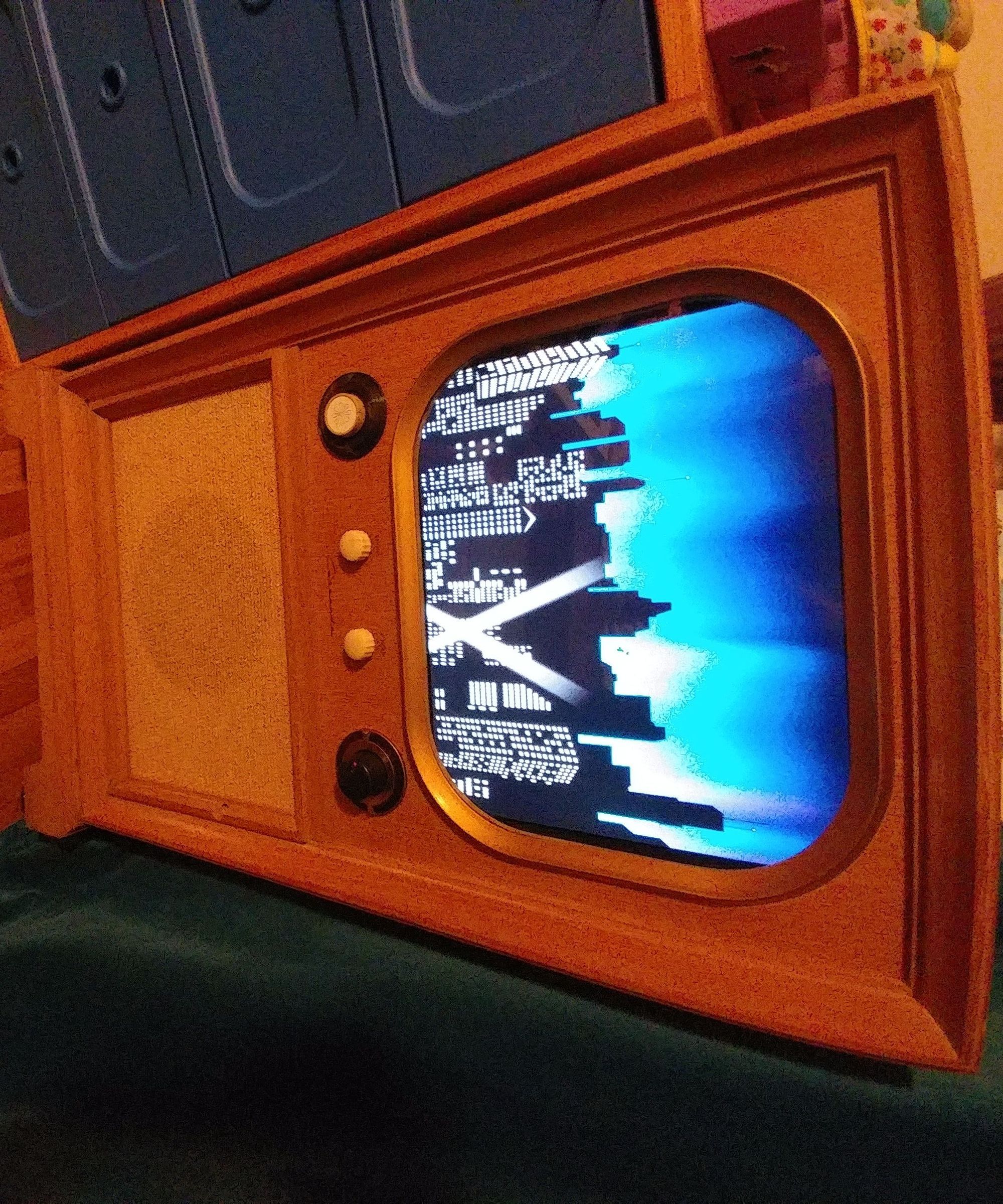 Retro TV Console Media Cabinet - UPDATED Now With RetroPie