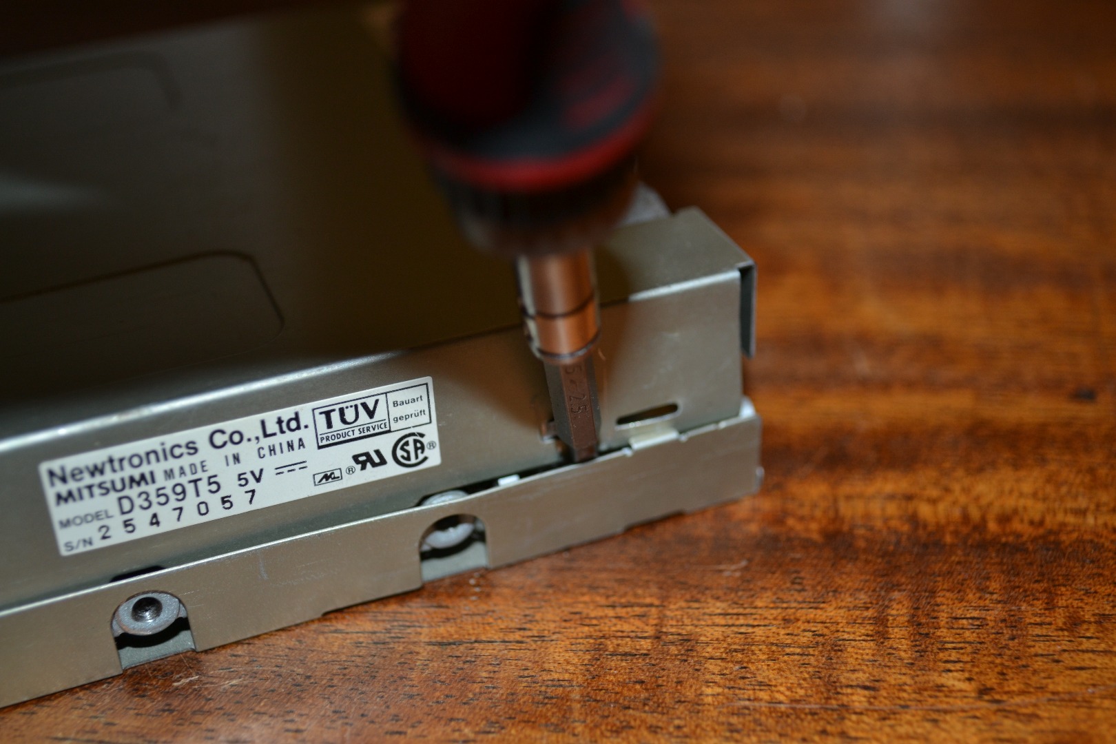 Awesome Floppy Drive Music 7 Steps Instructables