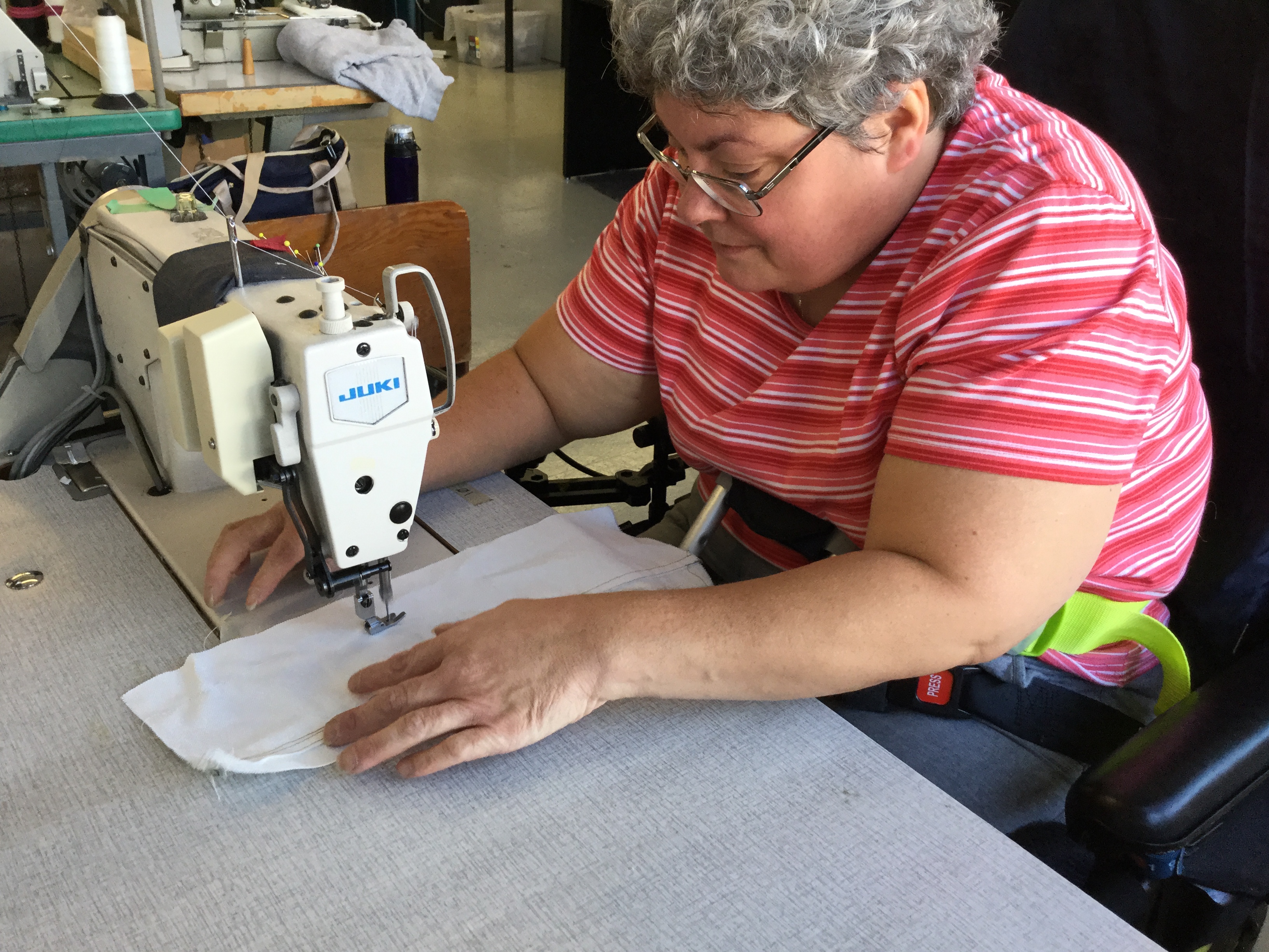 Using an Industrial Sewing Machine, From a Wheelchair 4 Steps (with