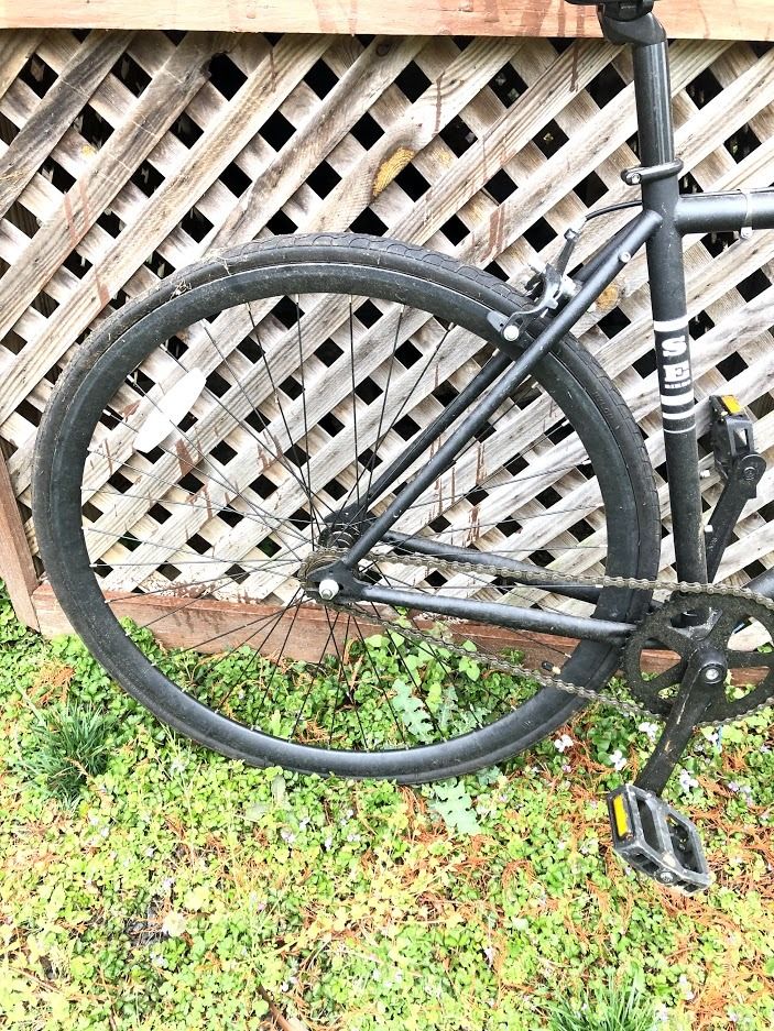 replacing tire tube bike