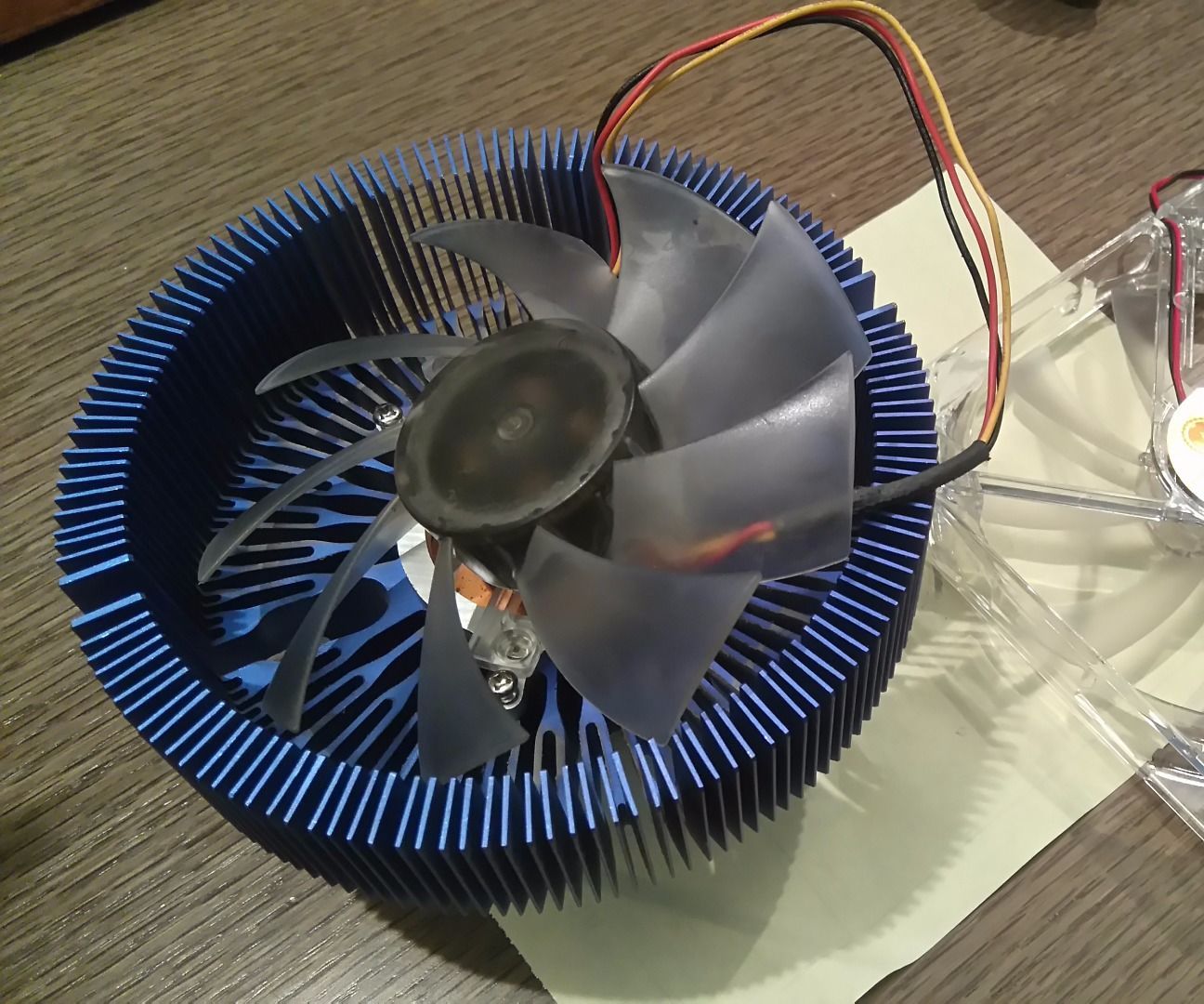 Revivir Disipador Thermaltake Blue Orb II