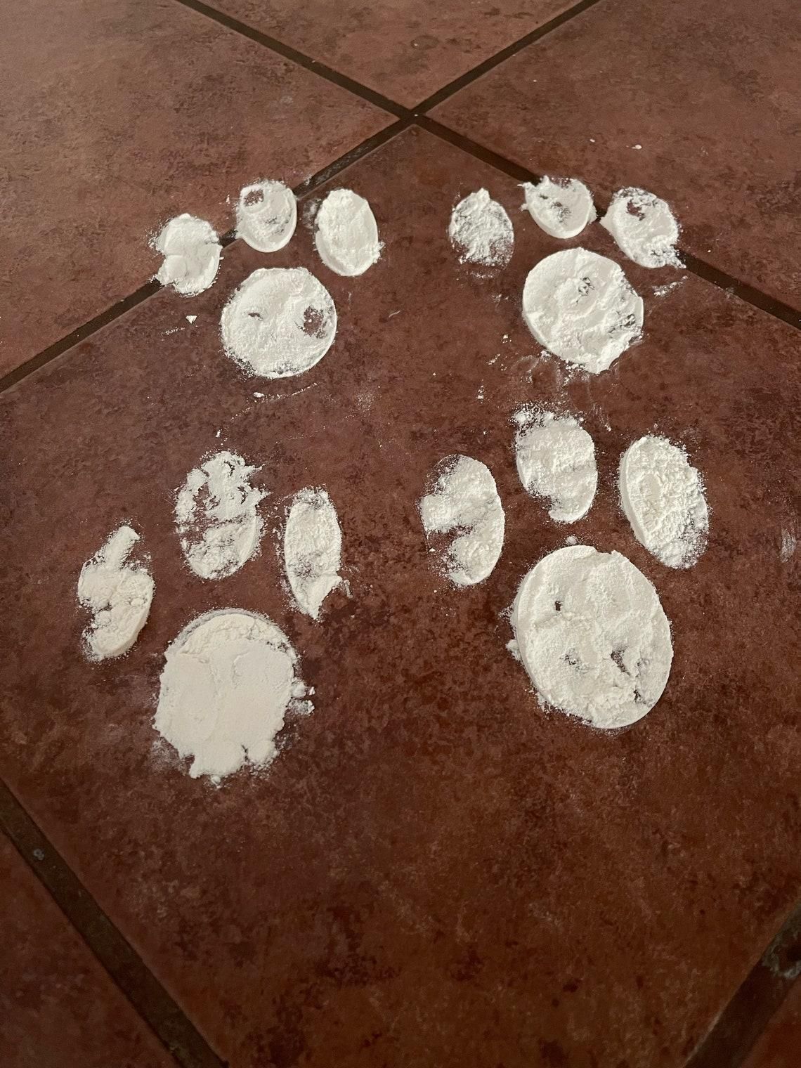 Holiday Footprints Made With Scrap Wood