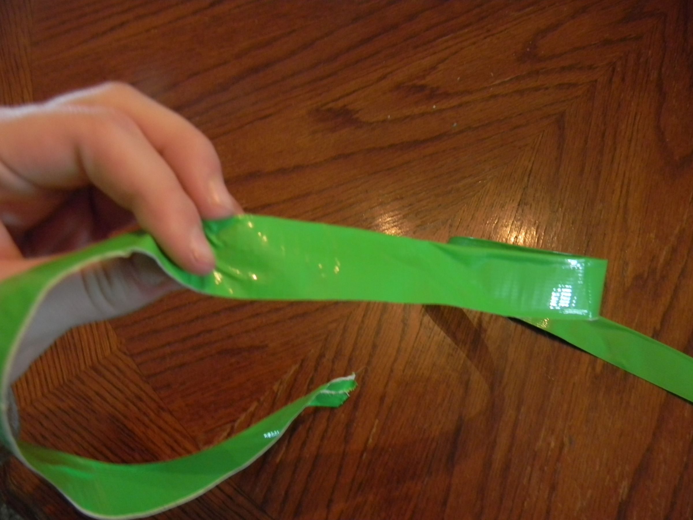 Duct Tape Dog Leash and Collar : 4 Steps - Instructables