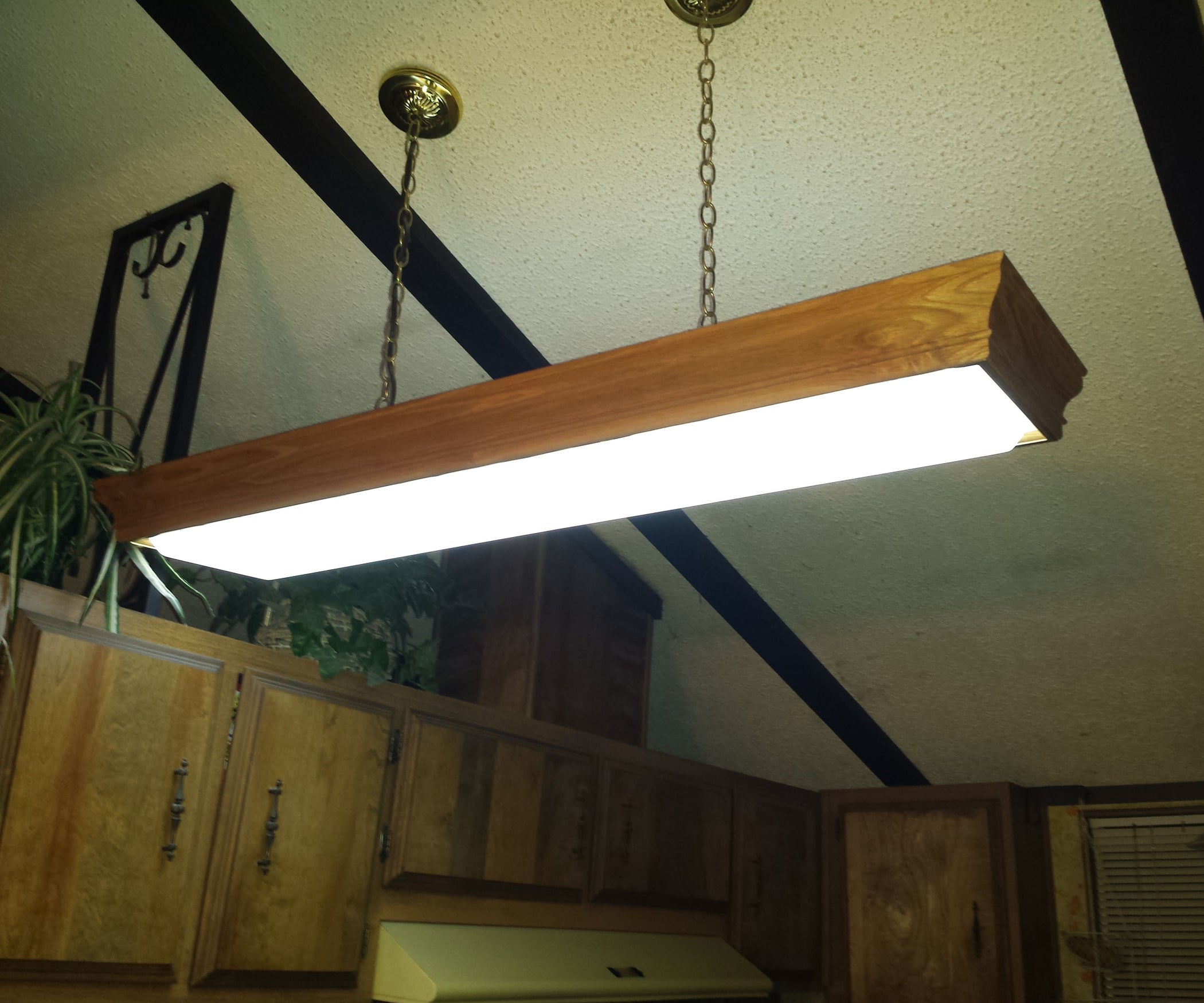 Fluorescent to LED Conversion Under 30 6 Steps (with Pictures