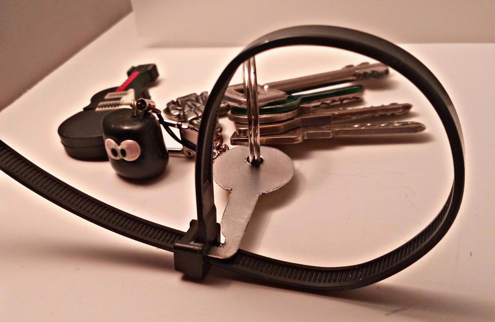 Zip Tie Easy Unlock Key (Ideal for Kid Locks) Instructables