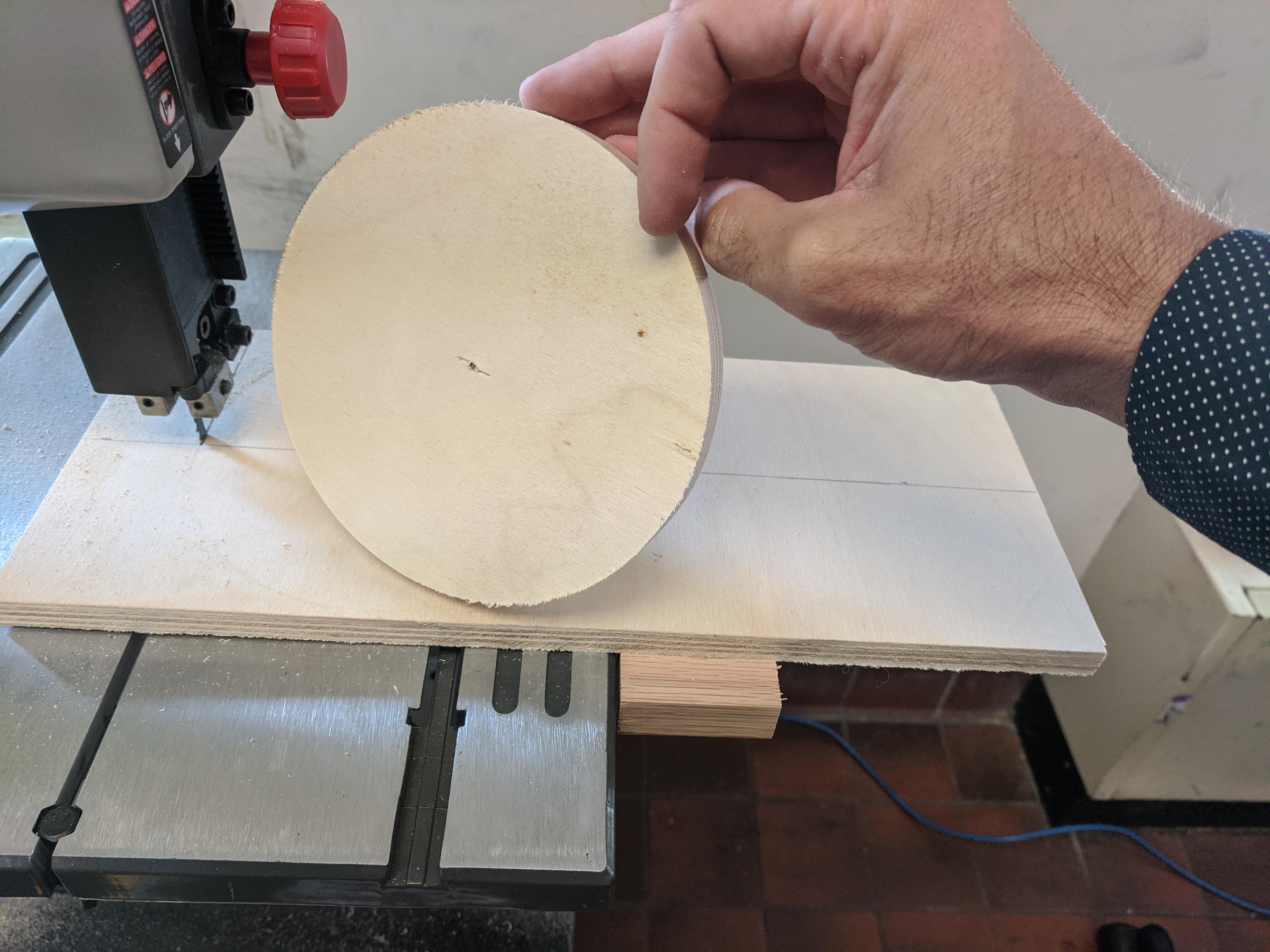 Bandsaw Circle-Cutting Jig (Super Quick and Rough) - Image 1