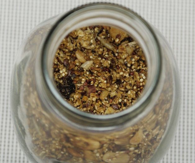 Nutty Quinoa Oat Granola! Vegan & Gluten-free!